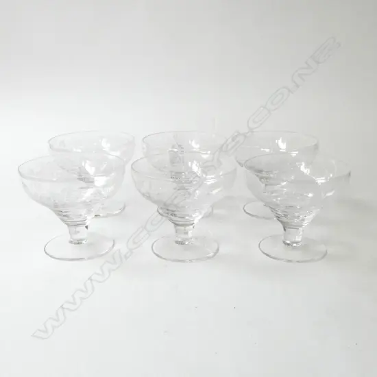 SET OF 6 STUART CRYSTAL ‘GRAPEVINE’ DESSERT BOWLS, D.105MM