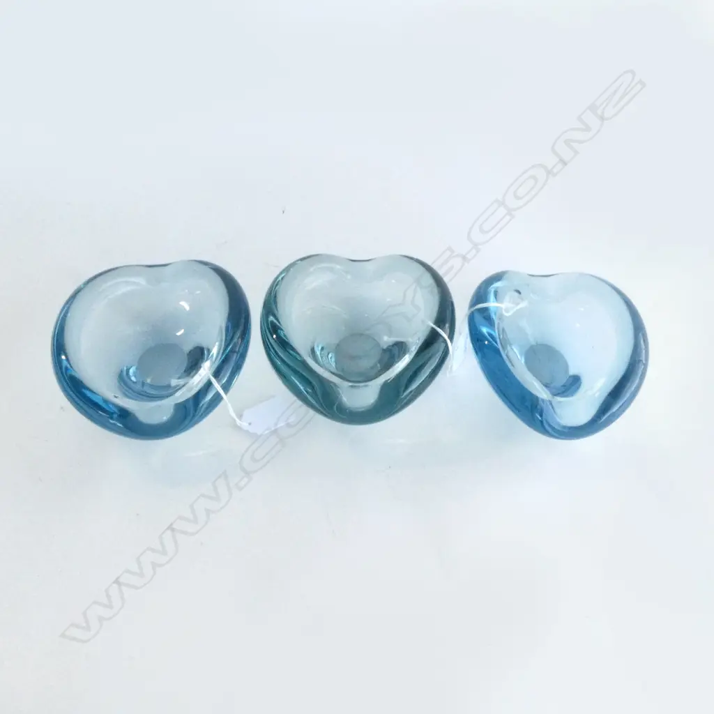 PER LUTKEN FOR HOLMEGAARD; 3 GLASS ASHTRAYS W.160mm Image 1++