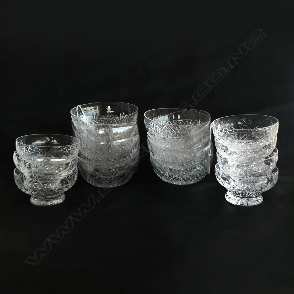 12 STUART CRYSTAL BOWLS & 7 STUART CRYSTAL DESSERT COUPES  Image 1++
