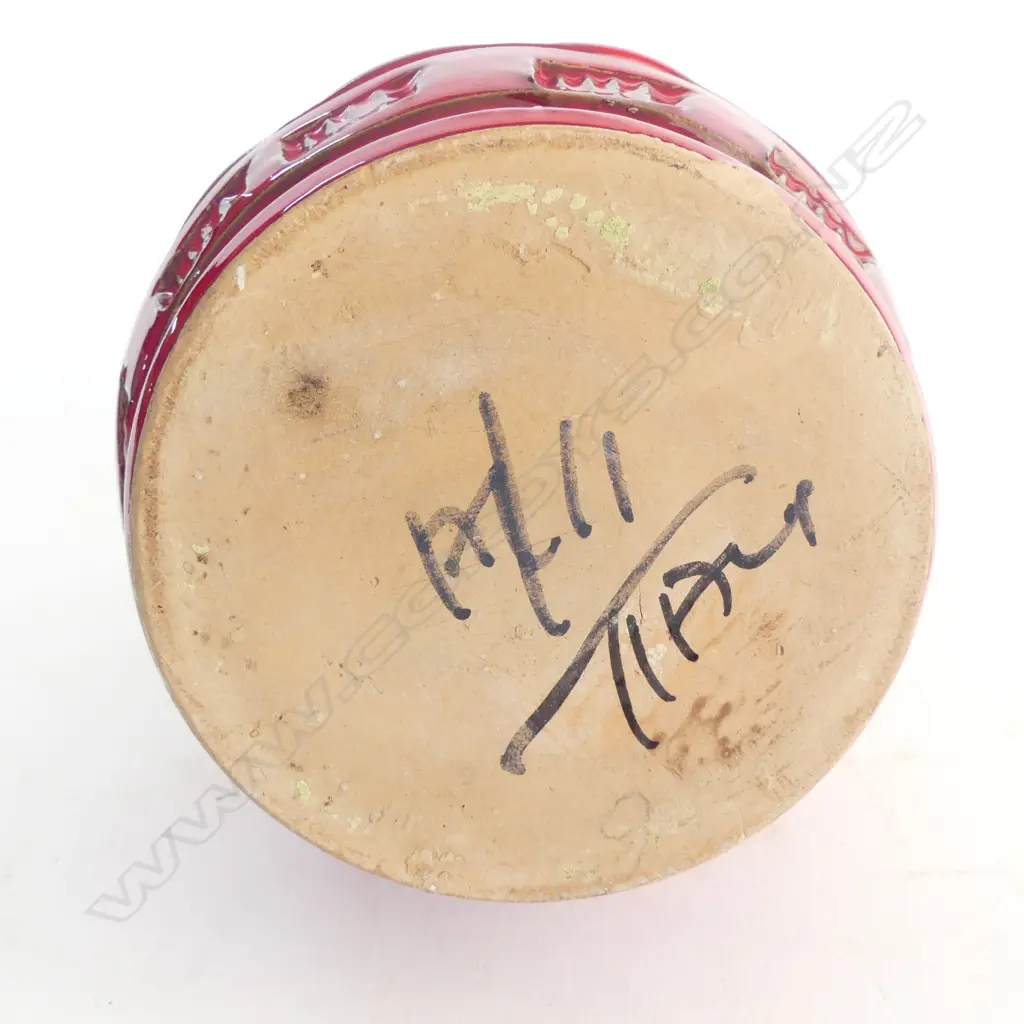 MID CENTURY ITALIAN RIMINI RED POTTERY VASE by ALDO LONDI for BITOSSI. H.195mm. Tiny repair to rim Image 1++