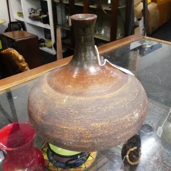 DON CHAMBERS N.Z. STUDIO POTTERY VASE H.260mm