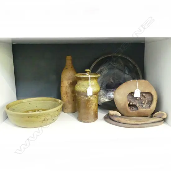 5 PCES. ASST. POTTERY Incl. KUMEU POTTERY WINE VASE etc H.300mm