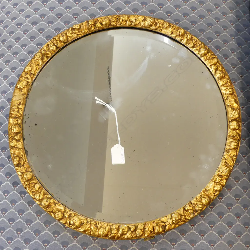 GILT FRAMED MIRROR 455mm dia Image 1++