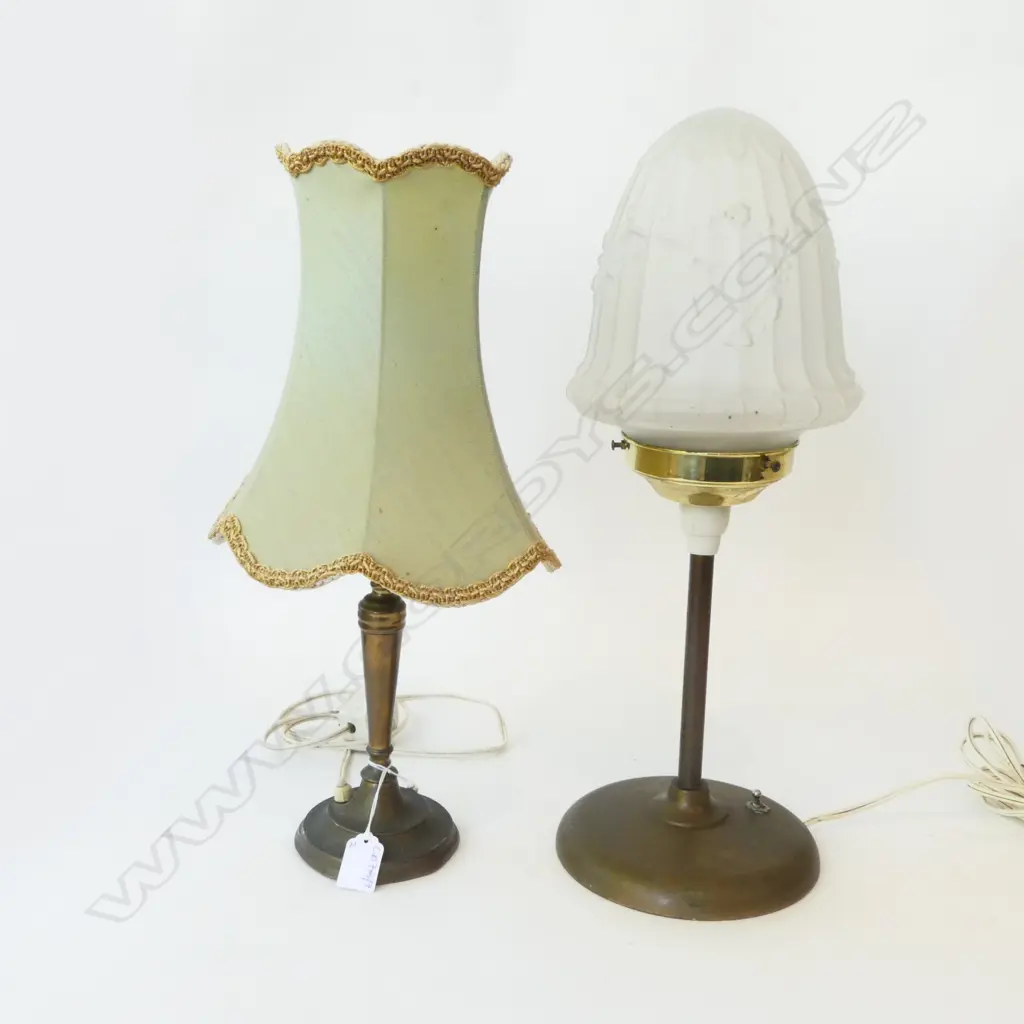 2 VINTAGE BRASS TABLE LAMPS H.480mm Image 1++