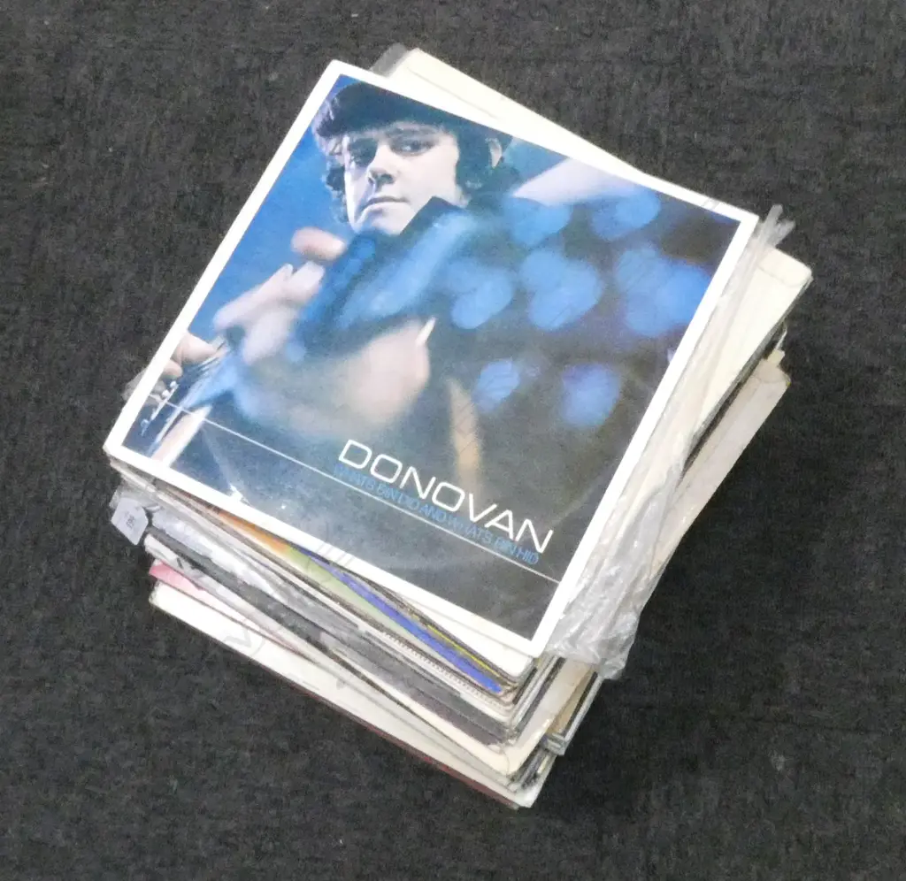 ASST. RECORDS; VAN MORRISON, PAUL SIMON, TOTO ETC Image 1++