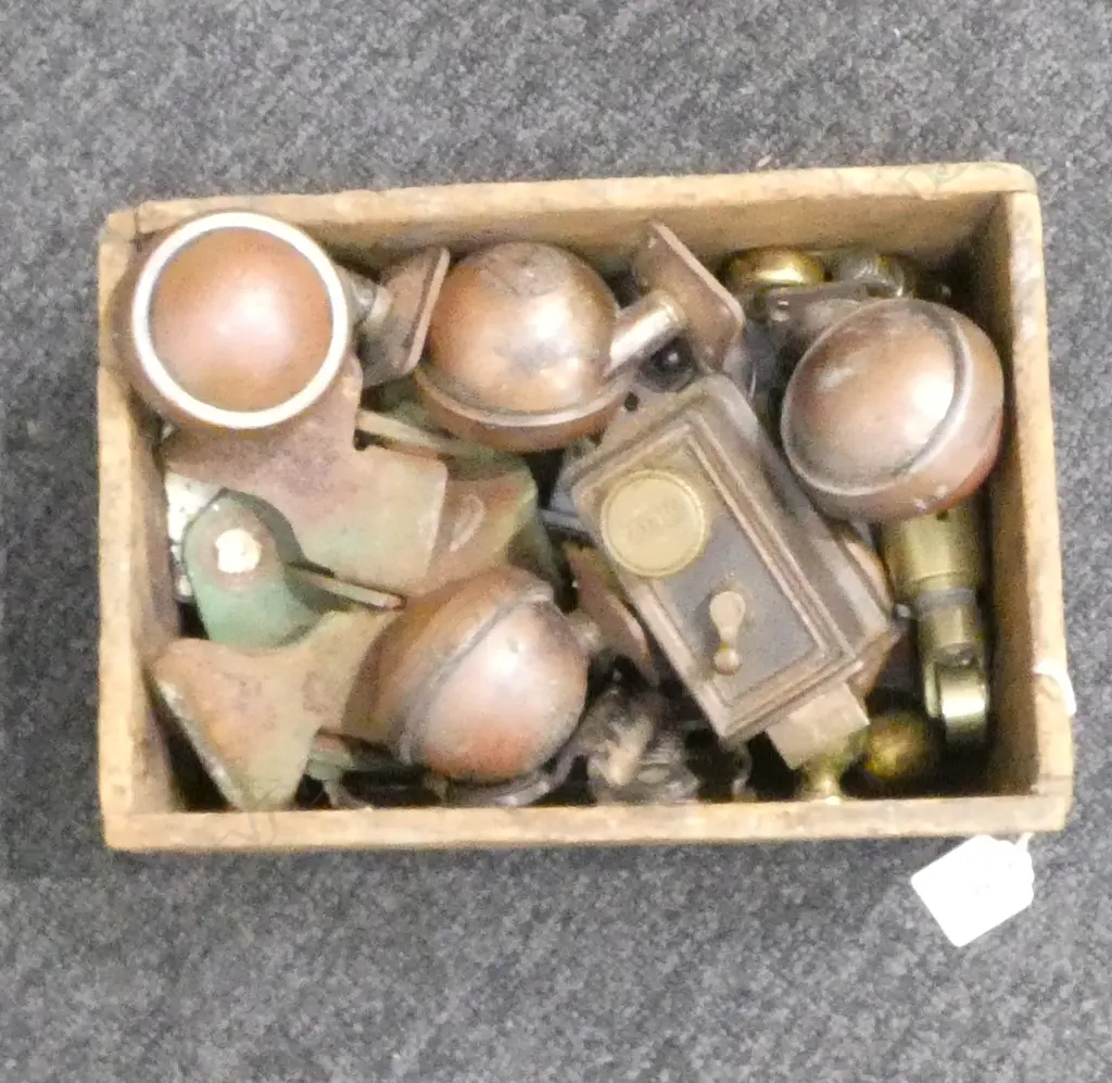 ASST. METAL FITTINGS Incl. CASTORS etc Image 1++