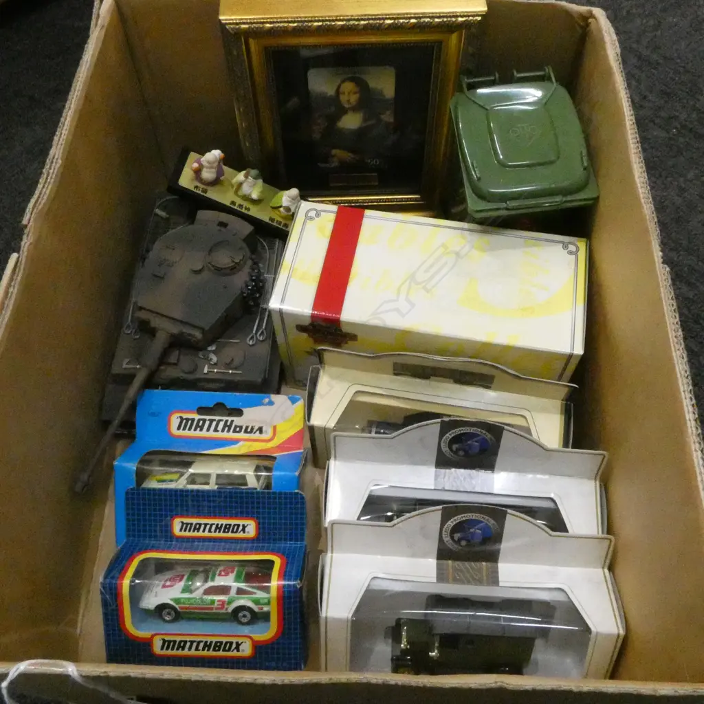 SMALL BOX MATCHBOX MODELS MODEL TANK ETC Image 1++