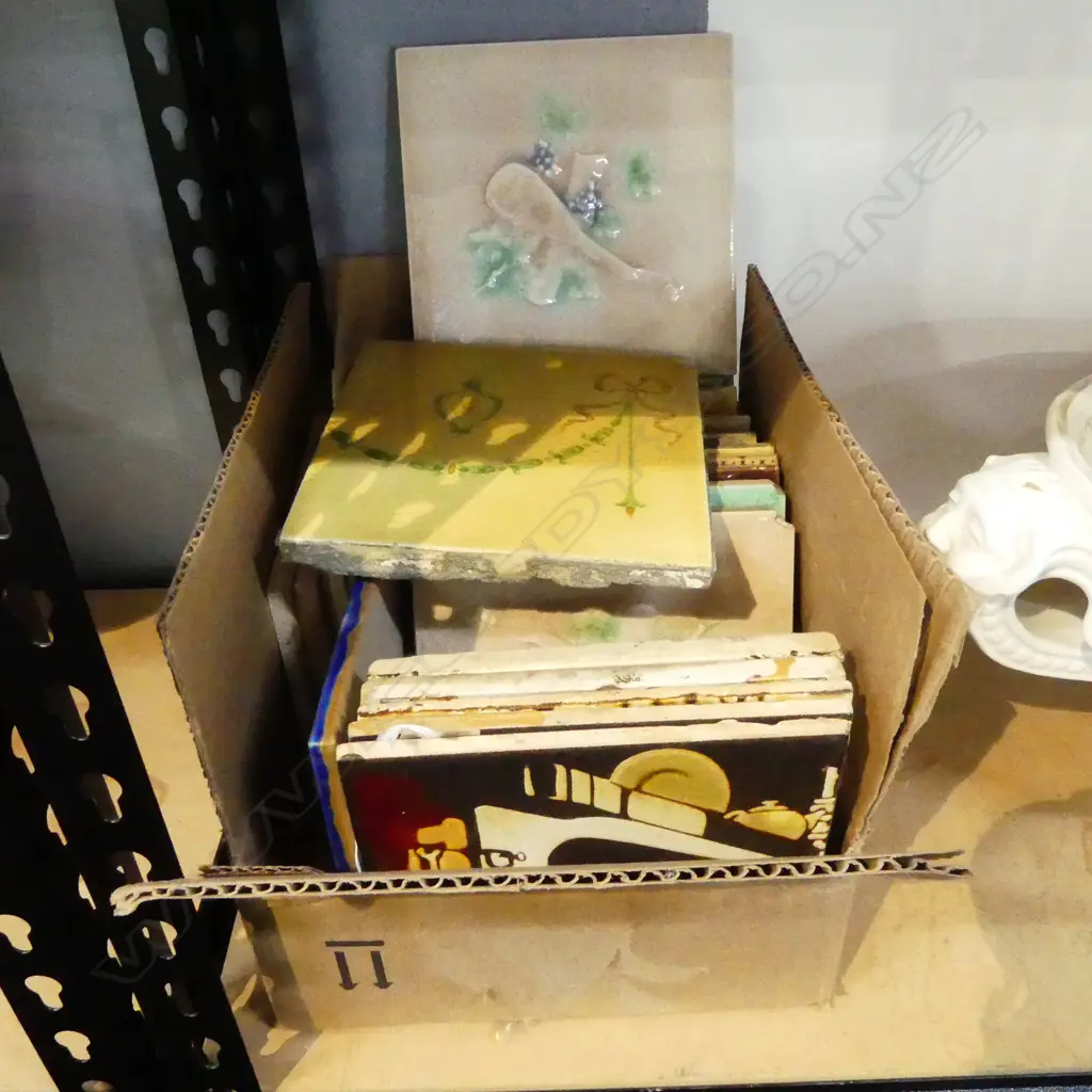 COLLECTION 25 EDWARDIAN & STUDIO TILES Image 1++