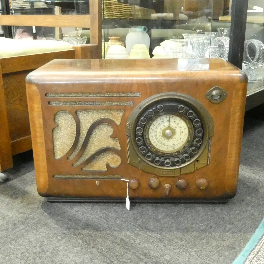 VINTAGE GILBRANSEN RADIO W.580mm working Image 1++