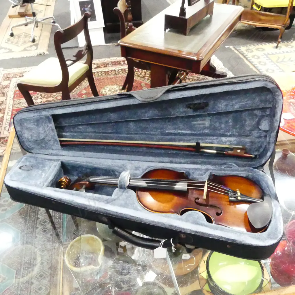 CASED VIOLIN L.485mm Image 1++