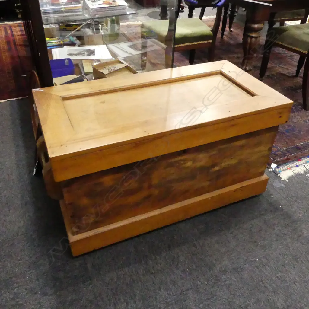 COLONIAL KAURI CABINET MAKERS FITTED TOOL CHEST 1000x485x525mm Image 1++