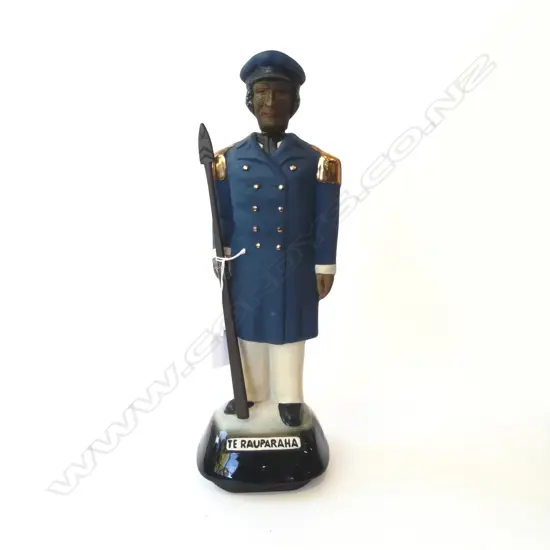 JIM BEAM VINTAGE MUSICAL DECANTER 'TE RAUPARAHA'  H.340mm (TAIAHA REPAIR)