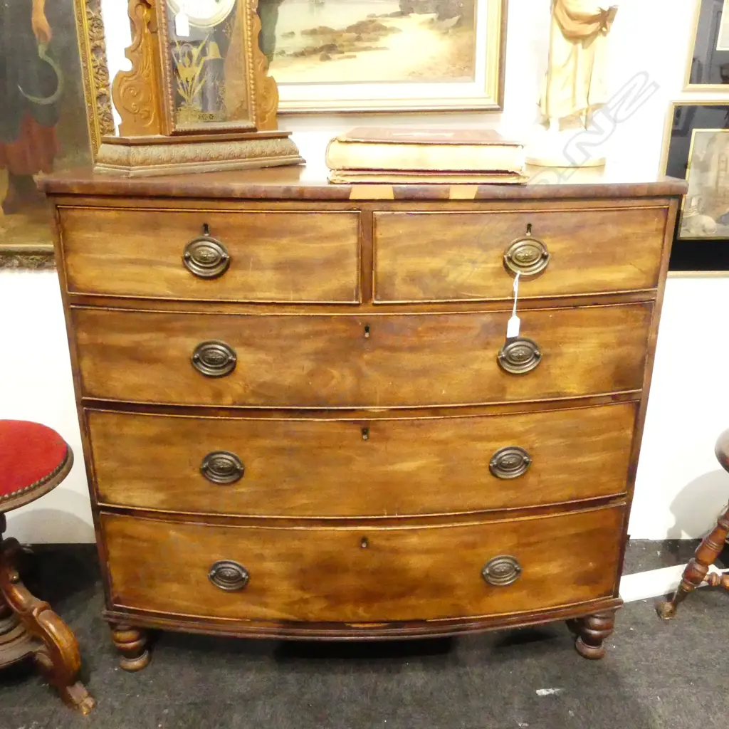GEO MAHOGANY 5 DRAWER BOW FRONT CHEST OF DRAWERS NEEDS POLISH ETC H1010 W1090 Image 1++