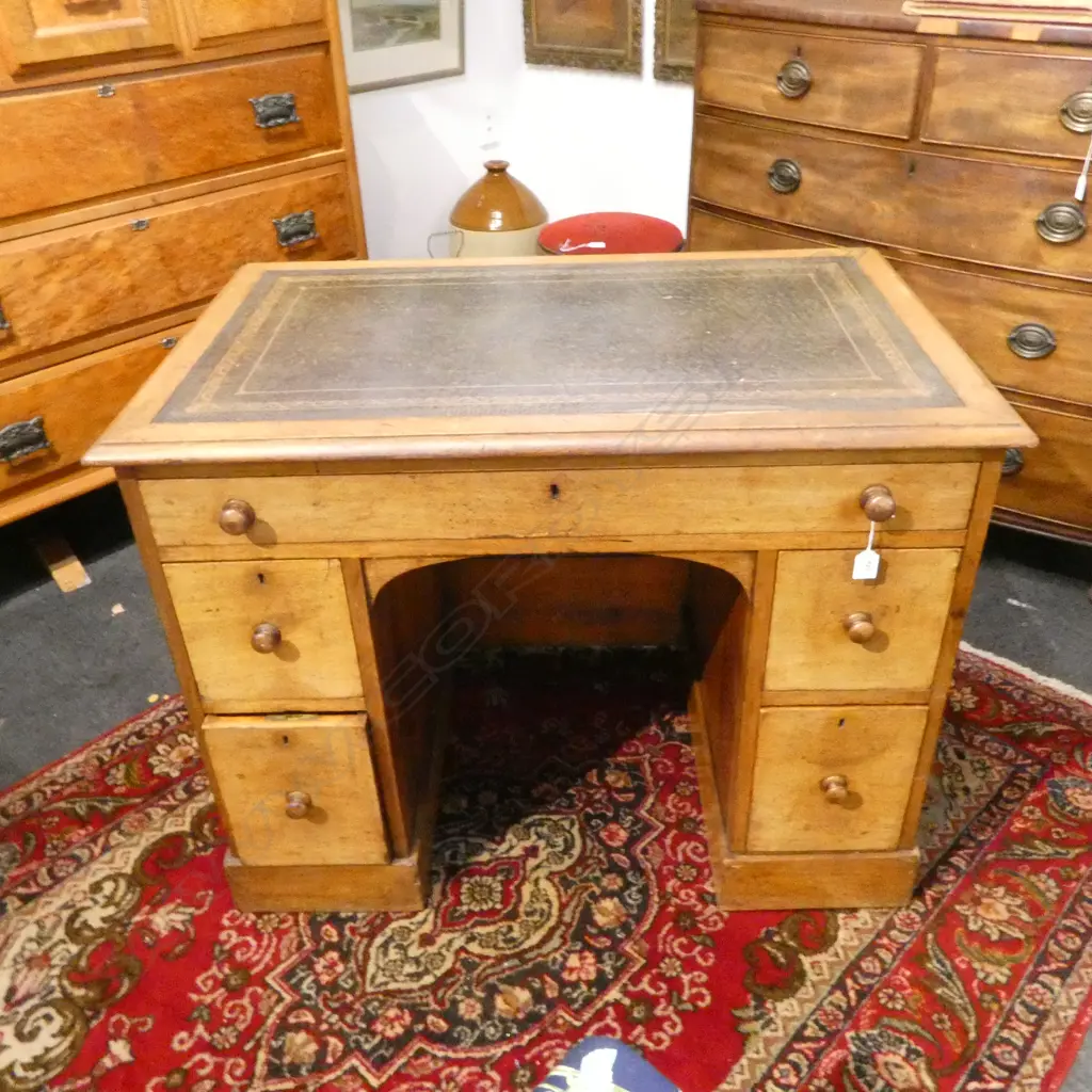 LEATHER TOP DESK 960x600x750mm Image 1++