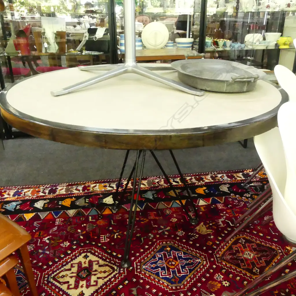 MODERN DINING TABLE H.810mm 1200mm dia Image 1++