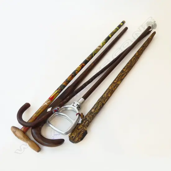 4 WALKING STICKS + SHOOTING STICK L.900mm