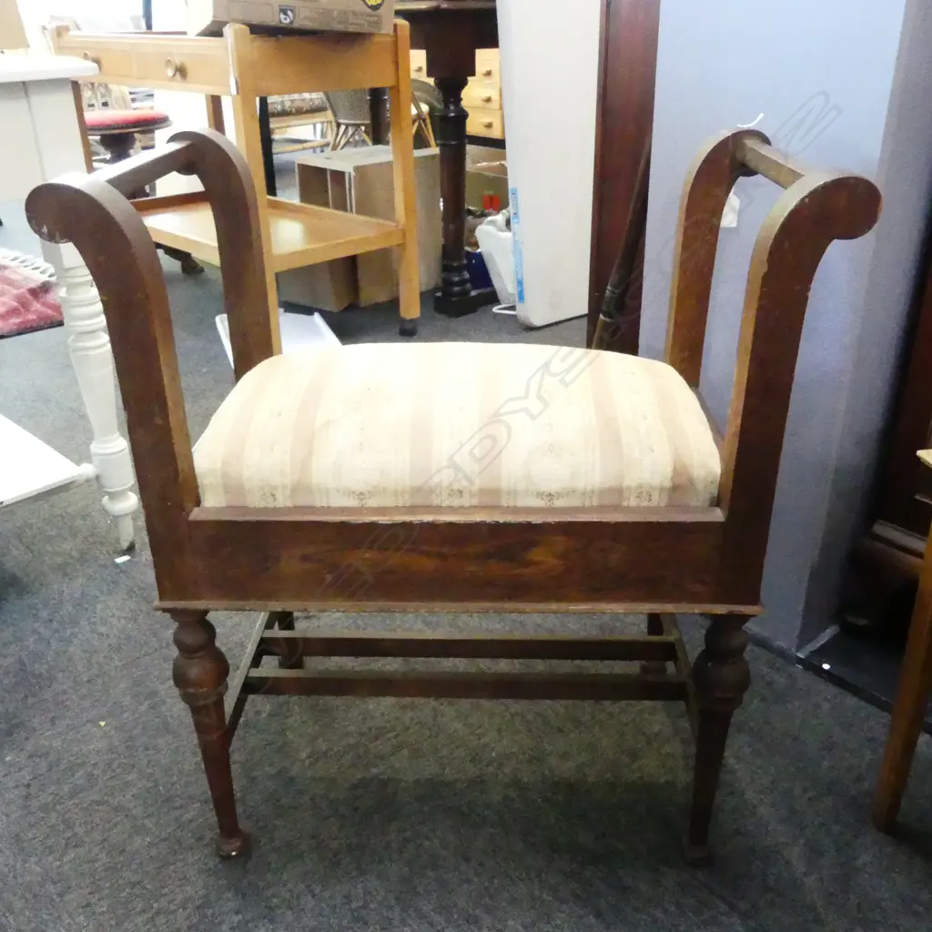 OAK PIANO STOOL H.700mm Image 1++