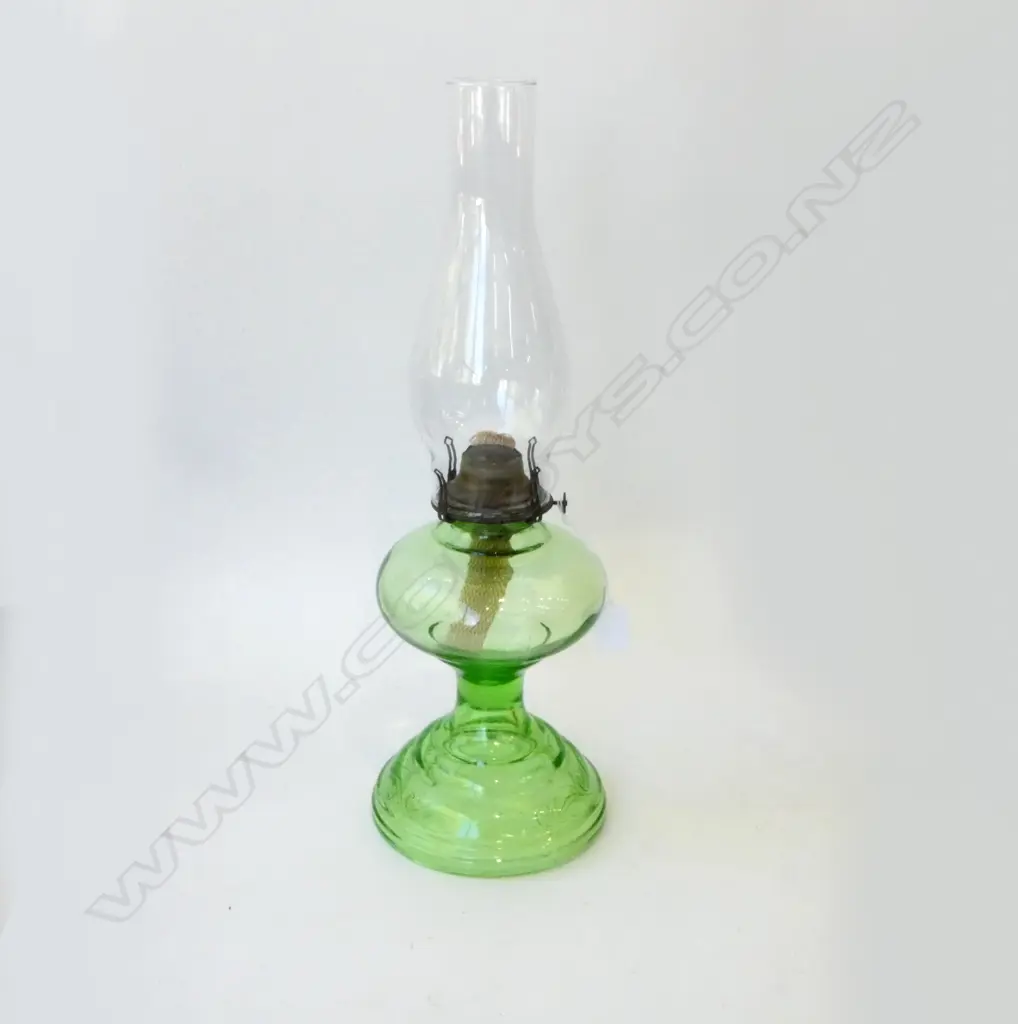 URANIUM GLASS KEROSENE LANTERN H.480mm Image 1++
