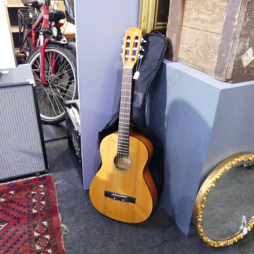 FENDER MID SIZE ACOUSTIC GUITAR L.910mm, CASED Image 1++