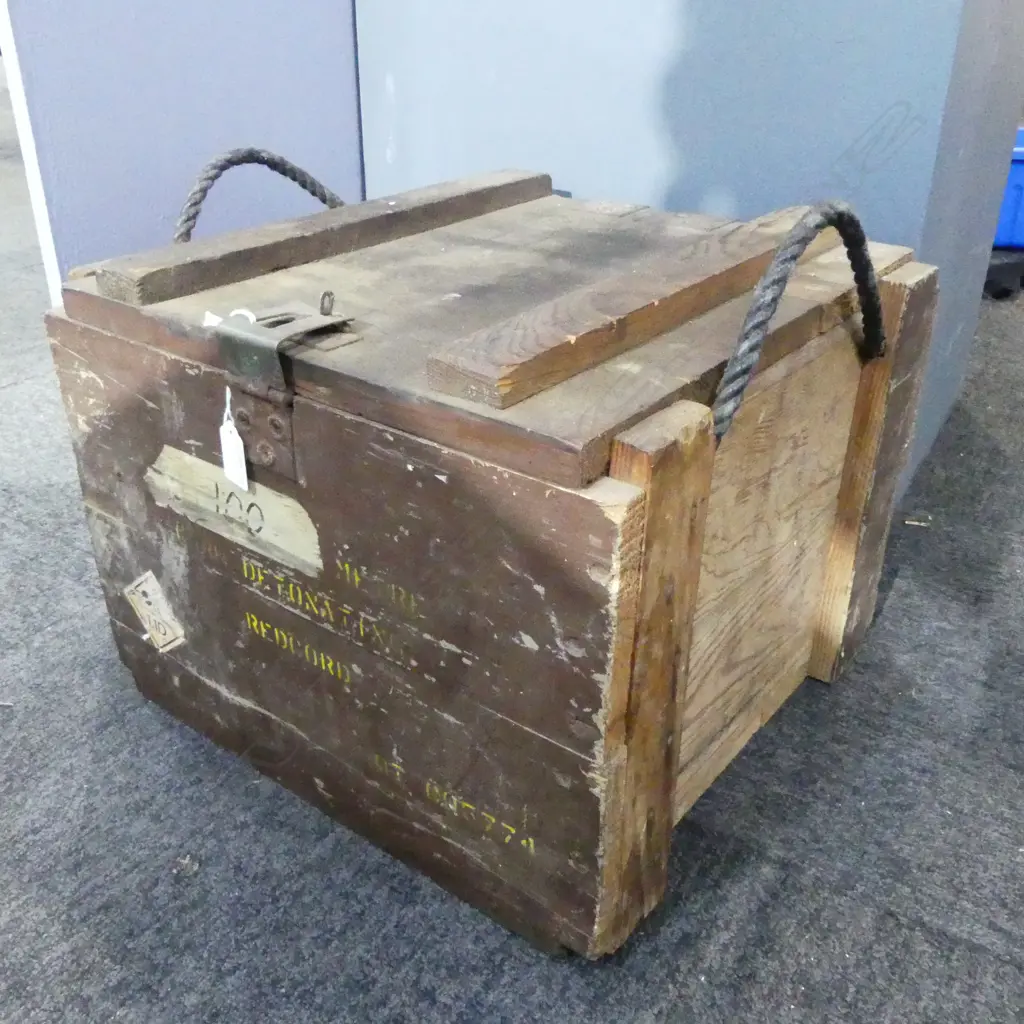 VINTAGE WOODEN MILITARY EXPLOSIVES CRATE 420x390x310mm (EMPTY) Image 1++
