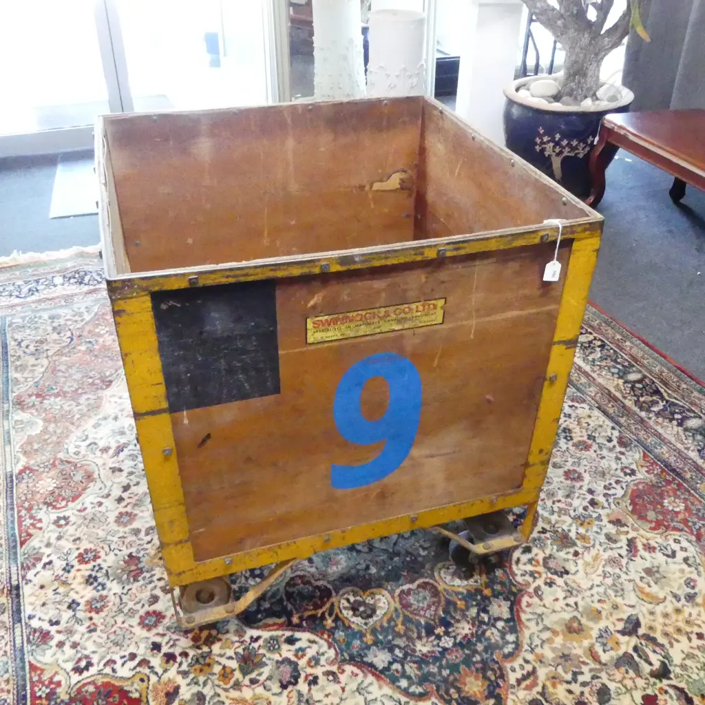 'SWINNOCK & Co.' INDUSTRIAL TROLLEY 770x770x890mm Image 1++