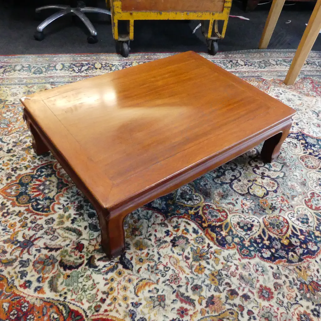 COFFEE TABLE 900mm x 670mm x 275mm Image 1++