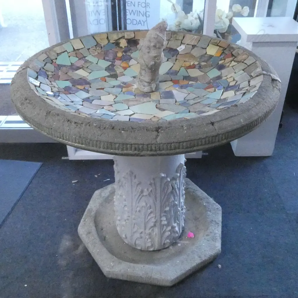 LG CONCRETE PEDASTAL BIRD BATH w. MOSAIC BOWL Aprox. 930mm Image 1++