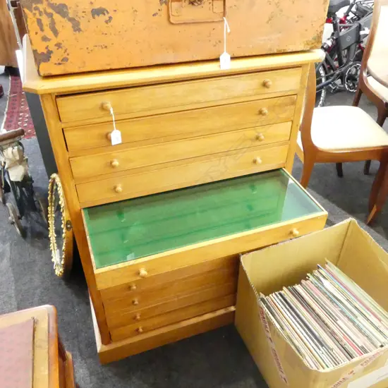 WOODEN MULTI DRAWER COLLECTOR'S CHEST, 730 x 420 x 1050mm (most drawers with glass cover)