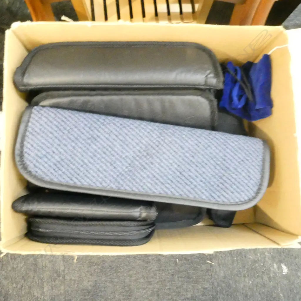 COLLECTION 10 ZIPPERED KNIFE POUCHES various sizes Image 1++