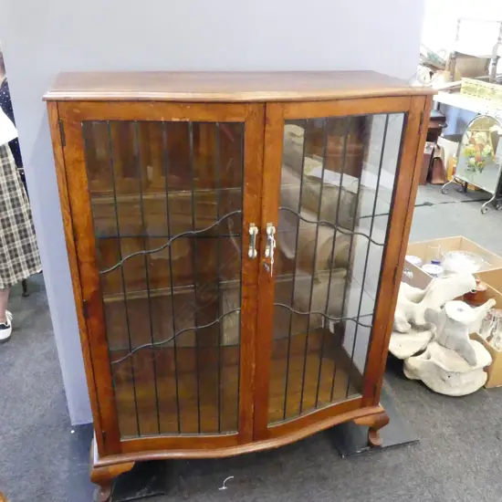 ART DECO OAK BOW FRONT LEADLIGHT CHINA CABINET H1210 L920MM