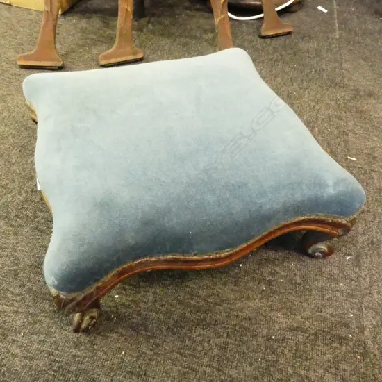 VICTORIAN UPHOLSTERED FOOT STOOL 380x380x140mm