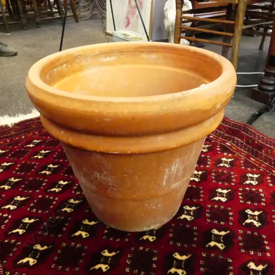 LG. TERRACOTTA PLANTER H.360mm