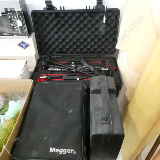 CASED MICROWAVE LEAKAGE TESTER, CASED PORTABLE APPLIANCE TESTER & CASED INCOMPLETE STUDIO LIGHTING SET