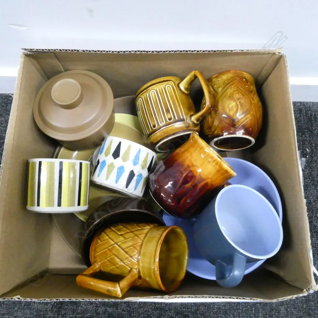 SMALL BOX MIXED C/LYNN CHINA Image 1++