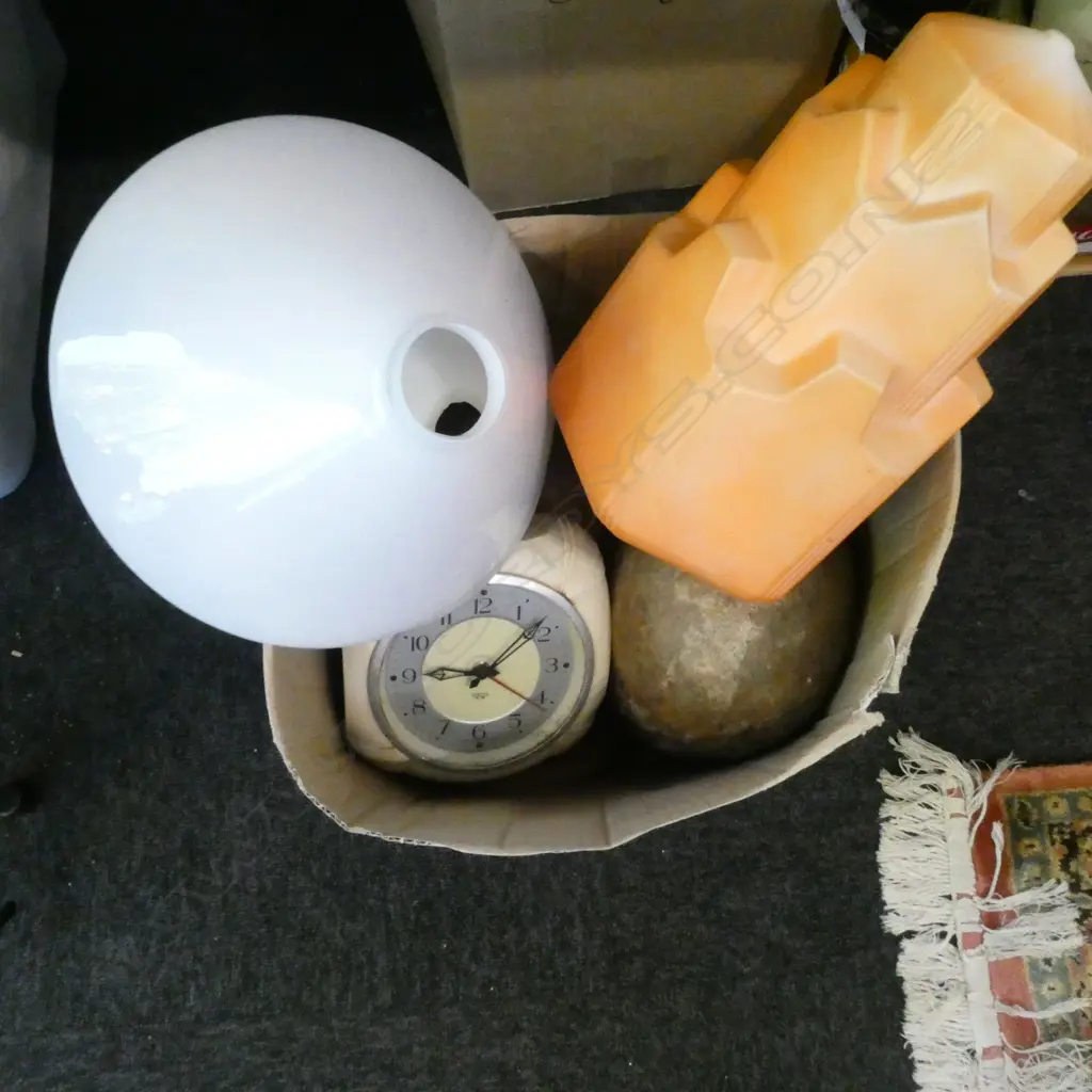 HAT BLOCKS & VINTAGE LIGHT SHADES Image 1++