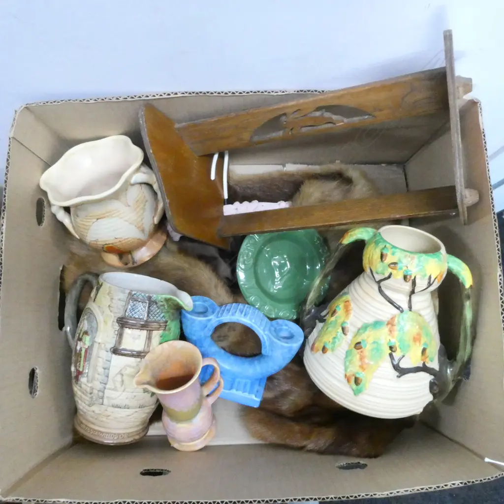 FUR STOLE + ASST. DECO CHINA ETC Image 1++