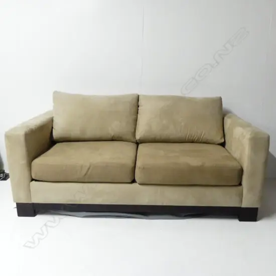FREEDOM FURNITURE SOFA BED