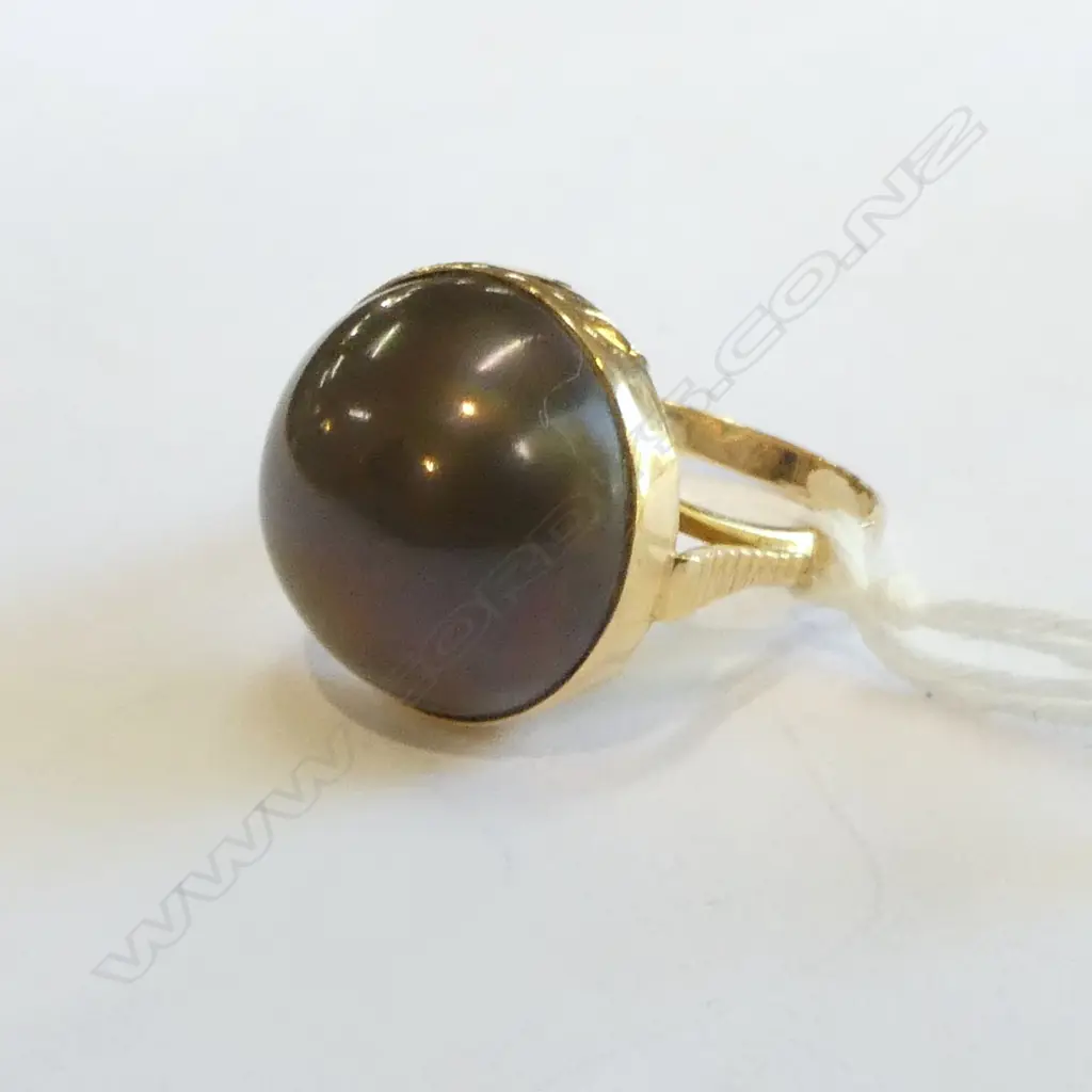 14ct CABOCHON MARBE SET BLACK PEARL?  RING, 6.5gm SIZE Q Image 1++