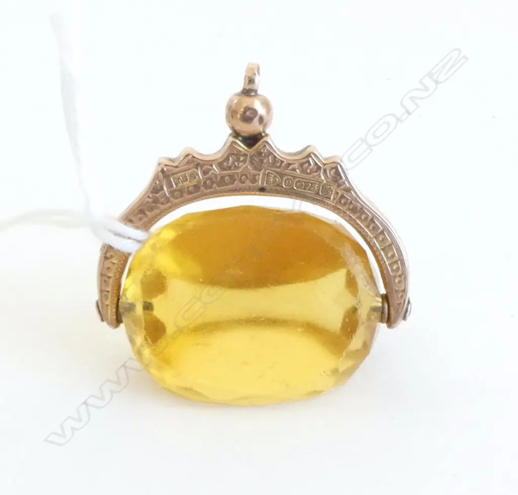 9ct CITRINECOLOURED GLASS SPINNER CHESTER 1908  12.3gms Image 1++