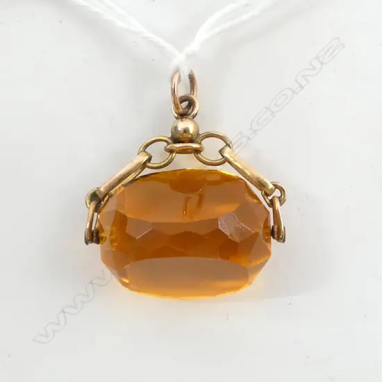 9ct CITRINE COLOURED GLASS SPINNER  12gms