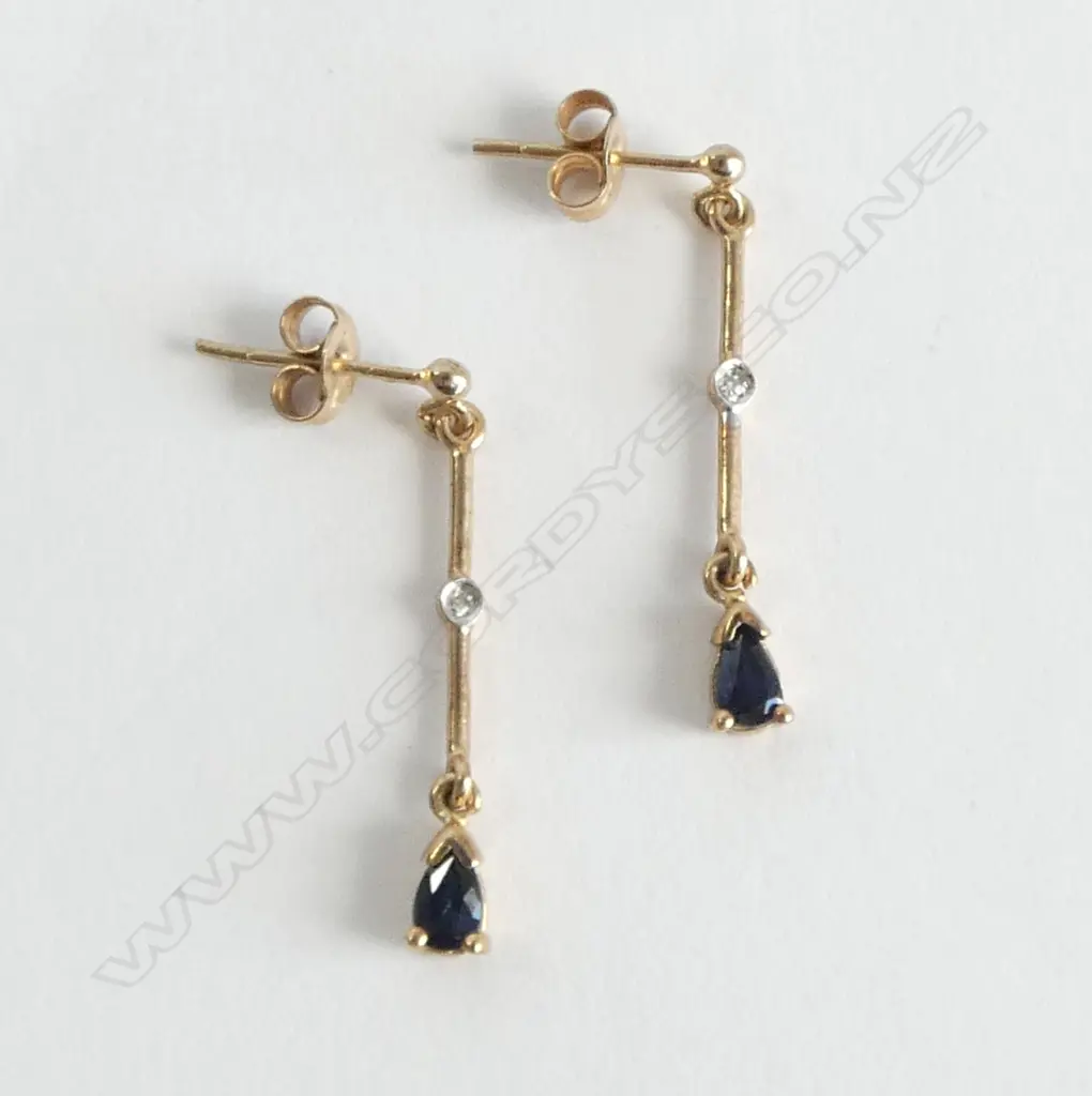 PR 9ct DIAMOND & SAPPHIRE SET DROP EARRINGS, 1.5gm Image 1++
