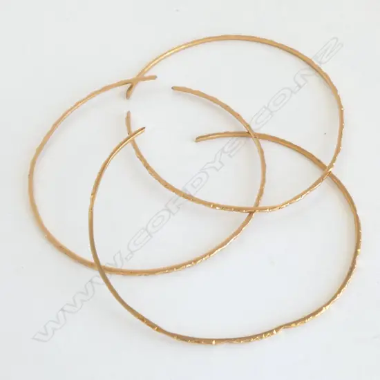 3 x 22ct GOLD BANGLES 16.66gms