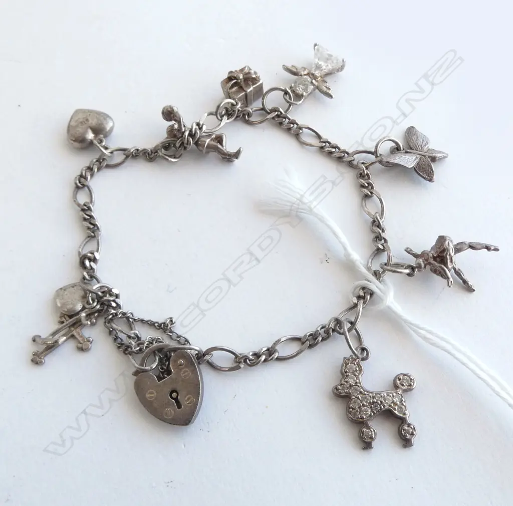 STG SILVER CHARM BRACELET 14.85GMS Image 1++