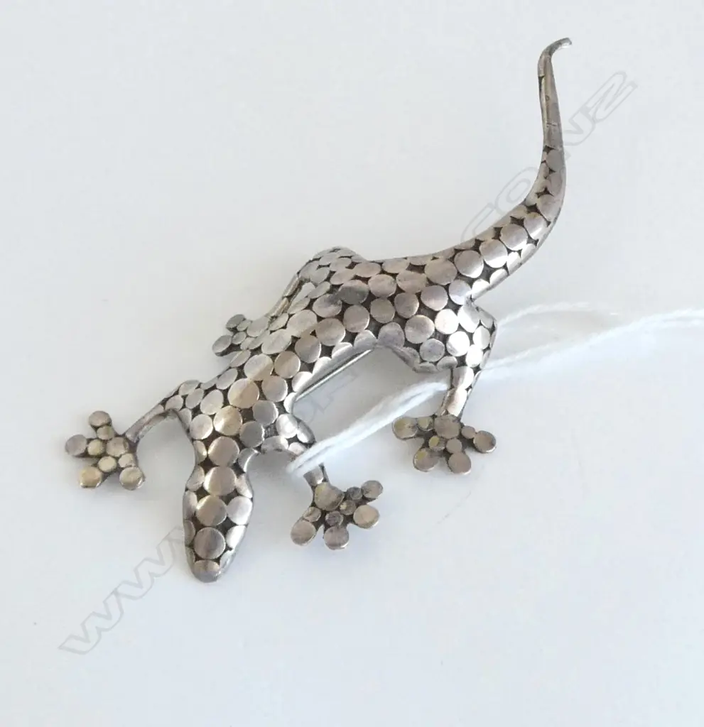 SILVER LIZARD BROOCH with scale detail L.78mm Image 1++