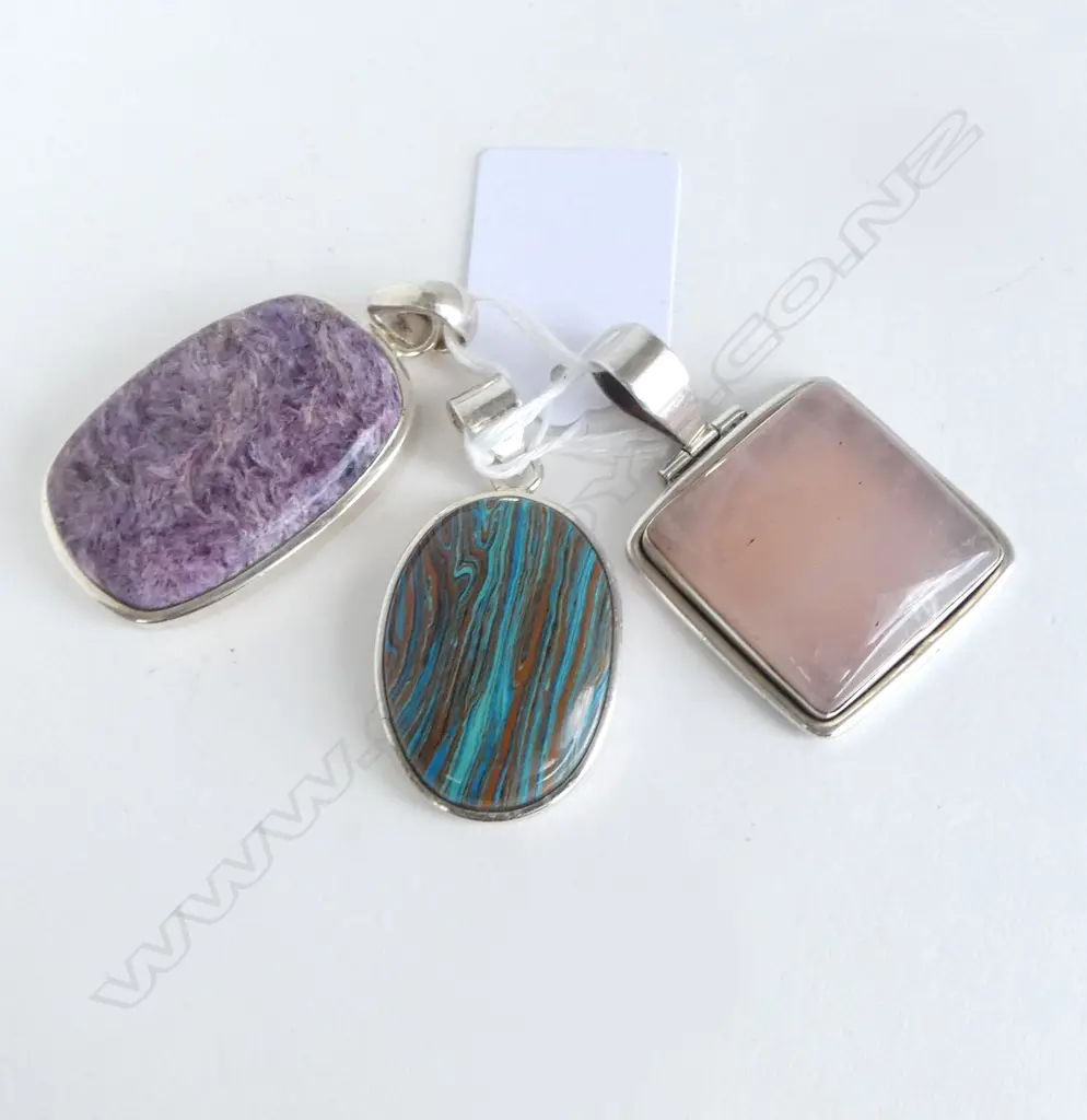 3 LG SILVER MALACHITE & QUARTZ PENDANTS Image 1++