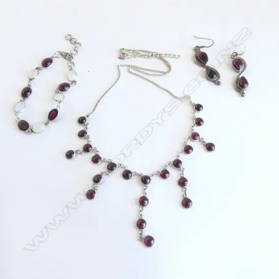 PT OF STG SILVER EARINGS w. MATCHING BRACELET & NECKLACE