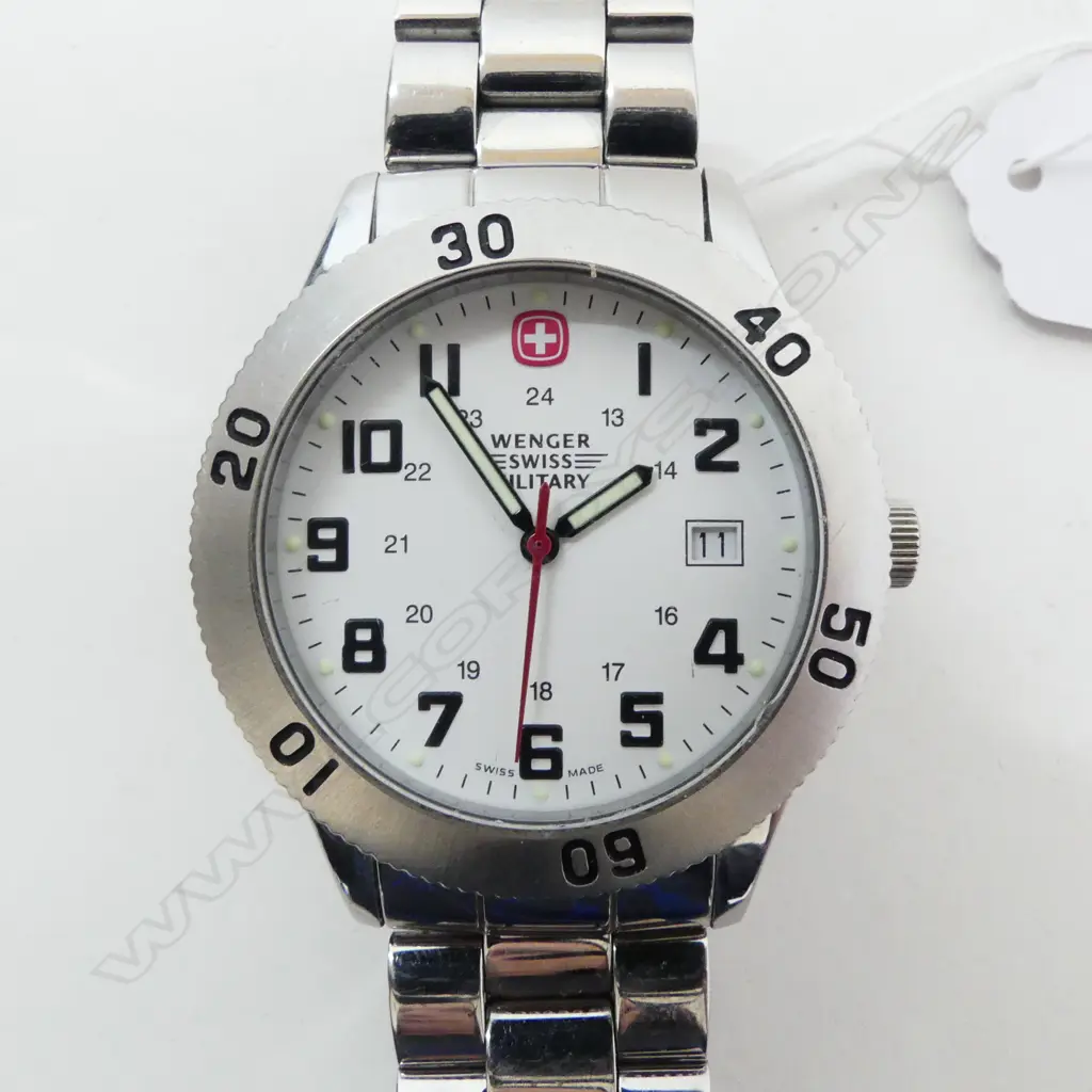 SWISS ARMY GENT'S WATCH 'WENGER SWISS MILITARY' battery recently added. Working Image 1++