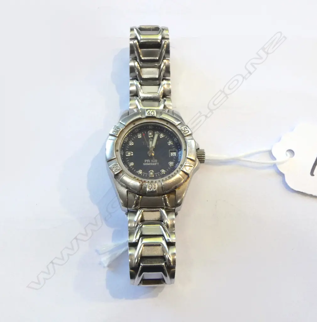 TISSOT LADIES PR100 WRISTWATCH NEEDS NEW BATTERY  Image 1++