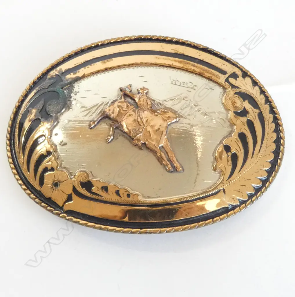  GERMAN MADE SILVER RODEO BUCKLE Image 1++