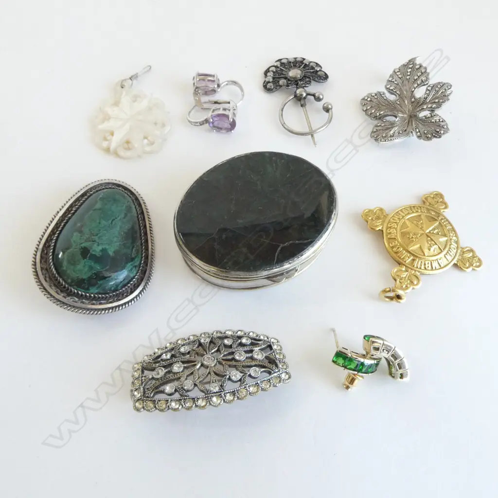 ASST. JEWELLERY INCL. PR STG EARRINGS ETC Image 1++